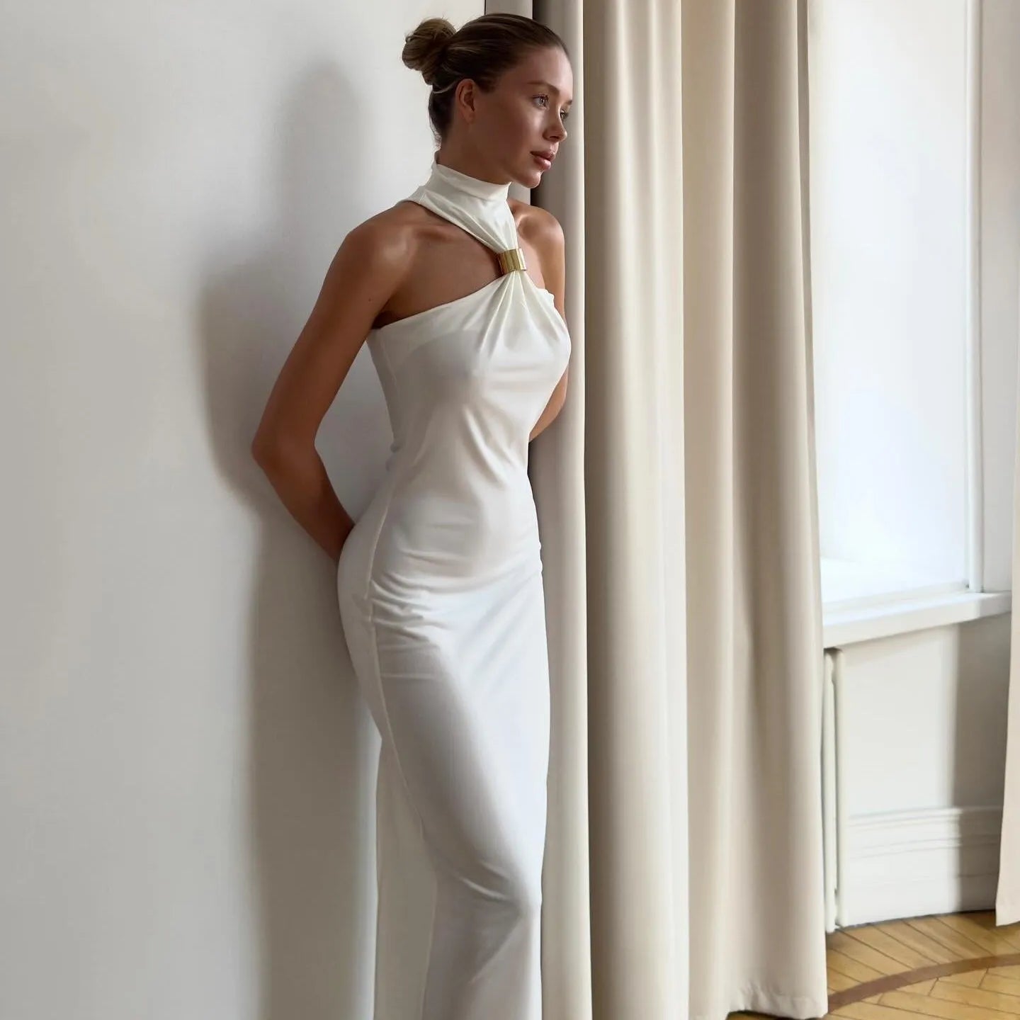 Alessandra Gold Ring Halter Neck Maxi Dress - Black / S - Mermaid Way