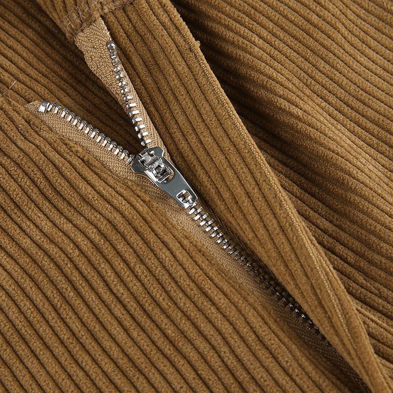 ribbed fabric with metallic zipper detail