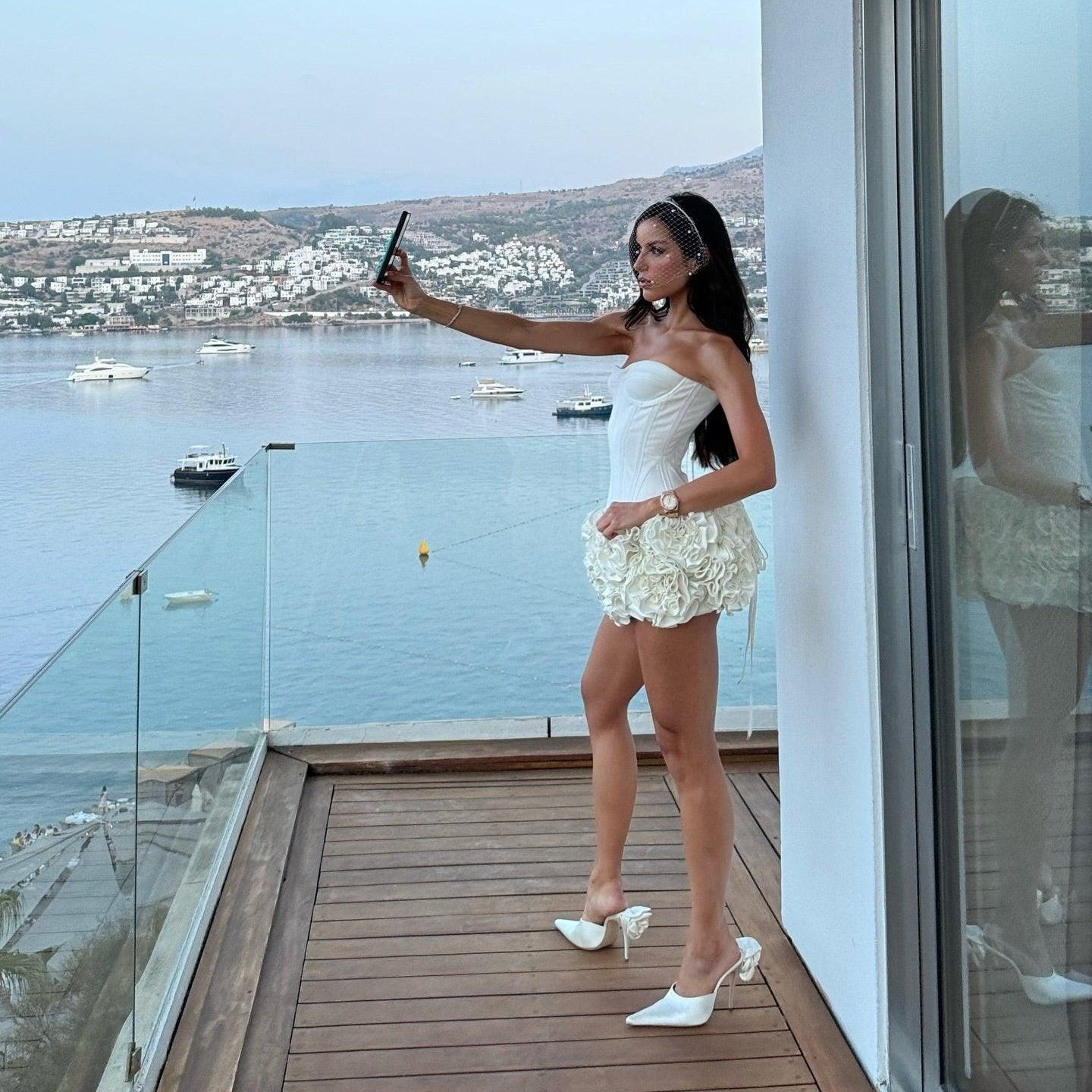 It Girl Corset Mini Dress - White / XS - Mermaid Way