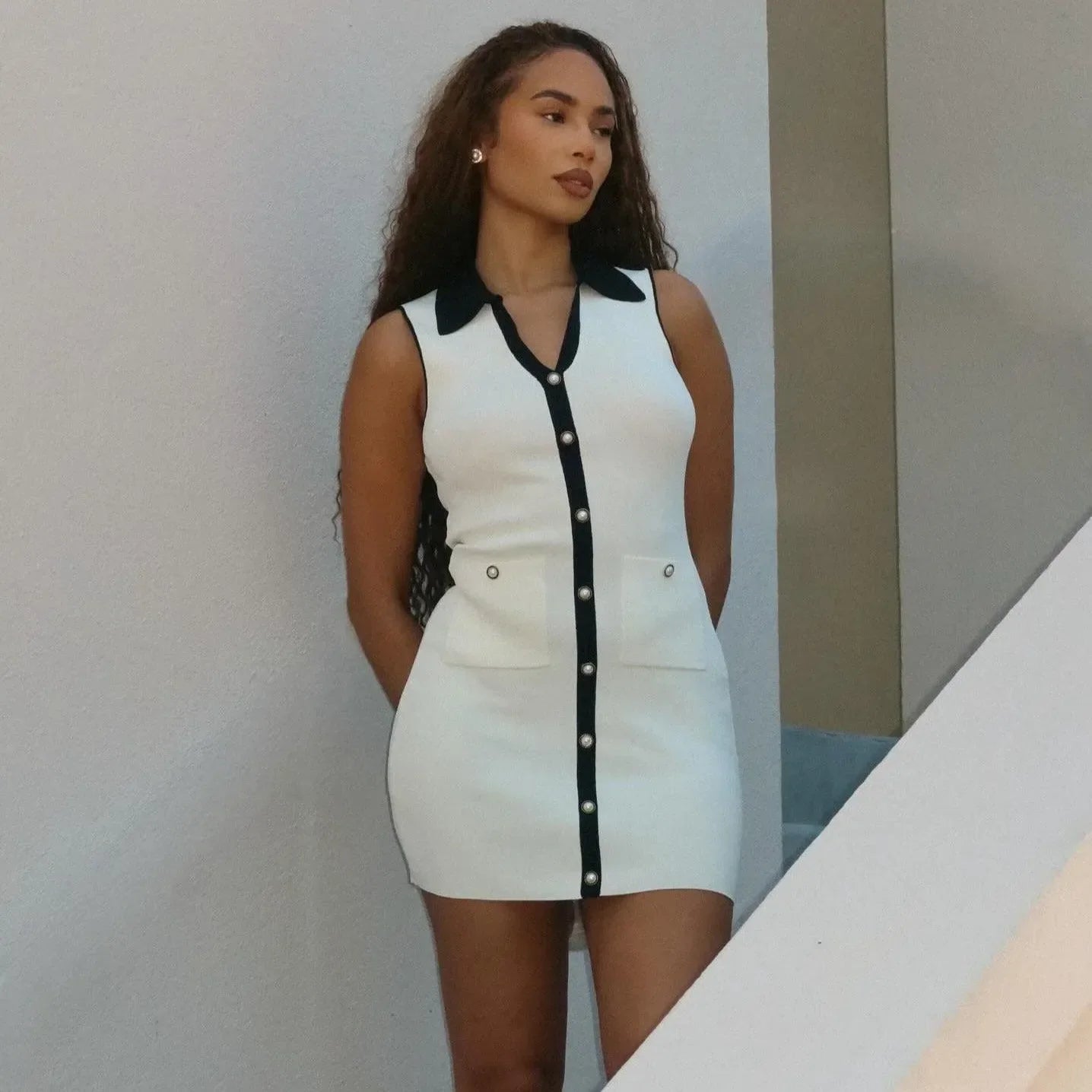 Jardin Collared Contrast Knit Mini Dress - White / S - Mermaid Way