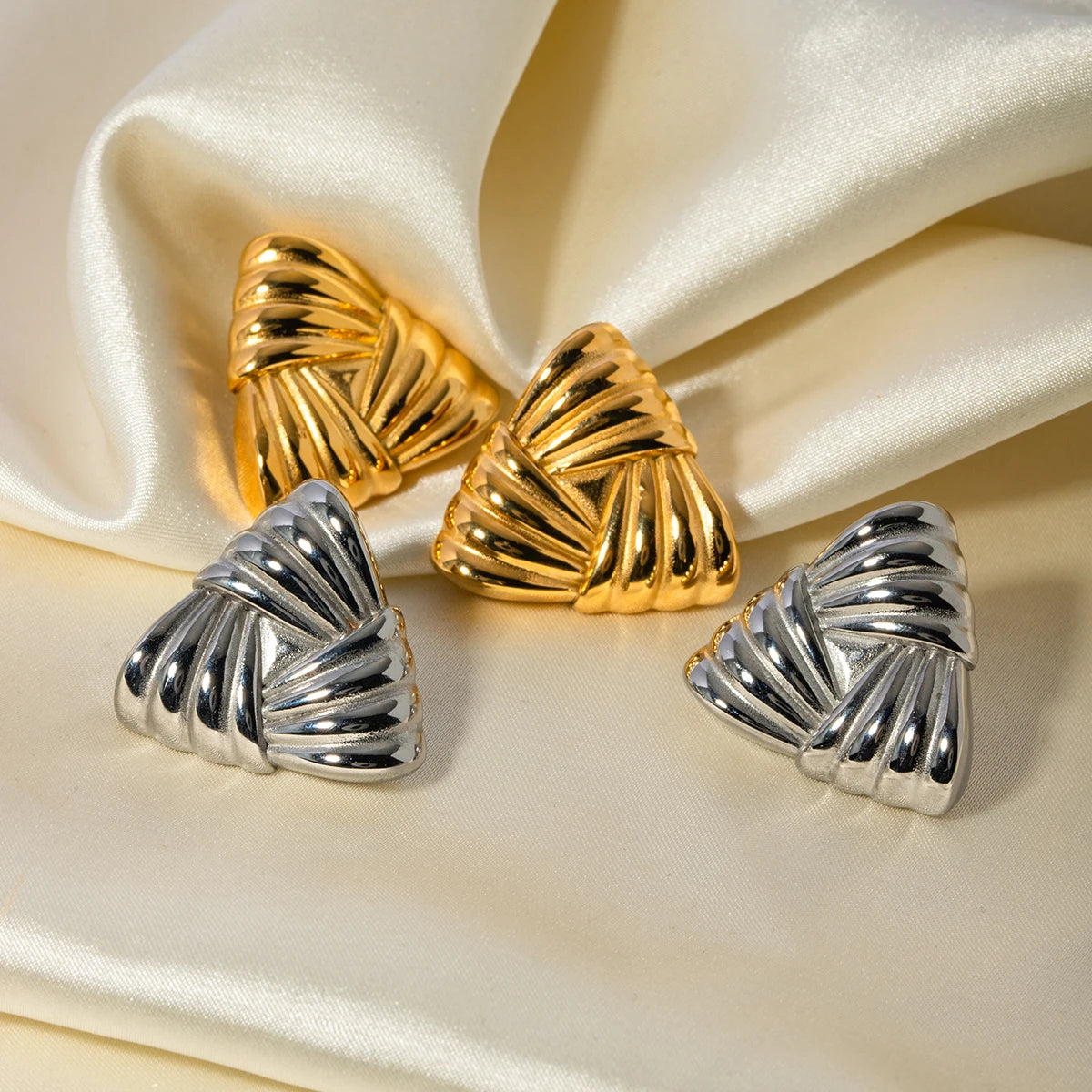 Texture Triangle Gold Earrings Mermaid Way