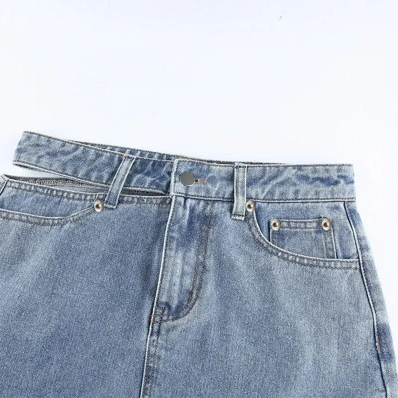 denim high-waisted skirt, casual style