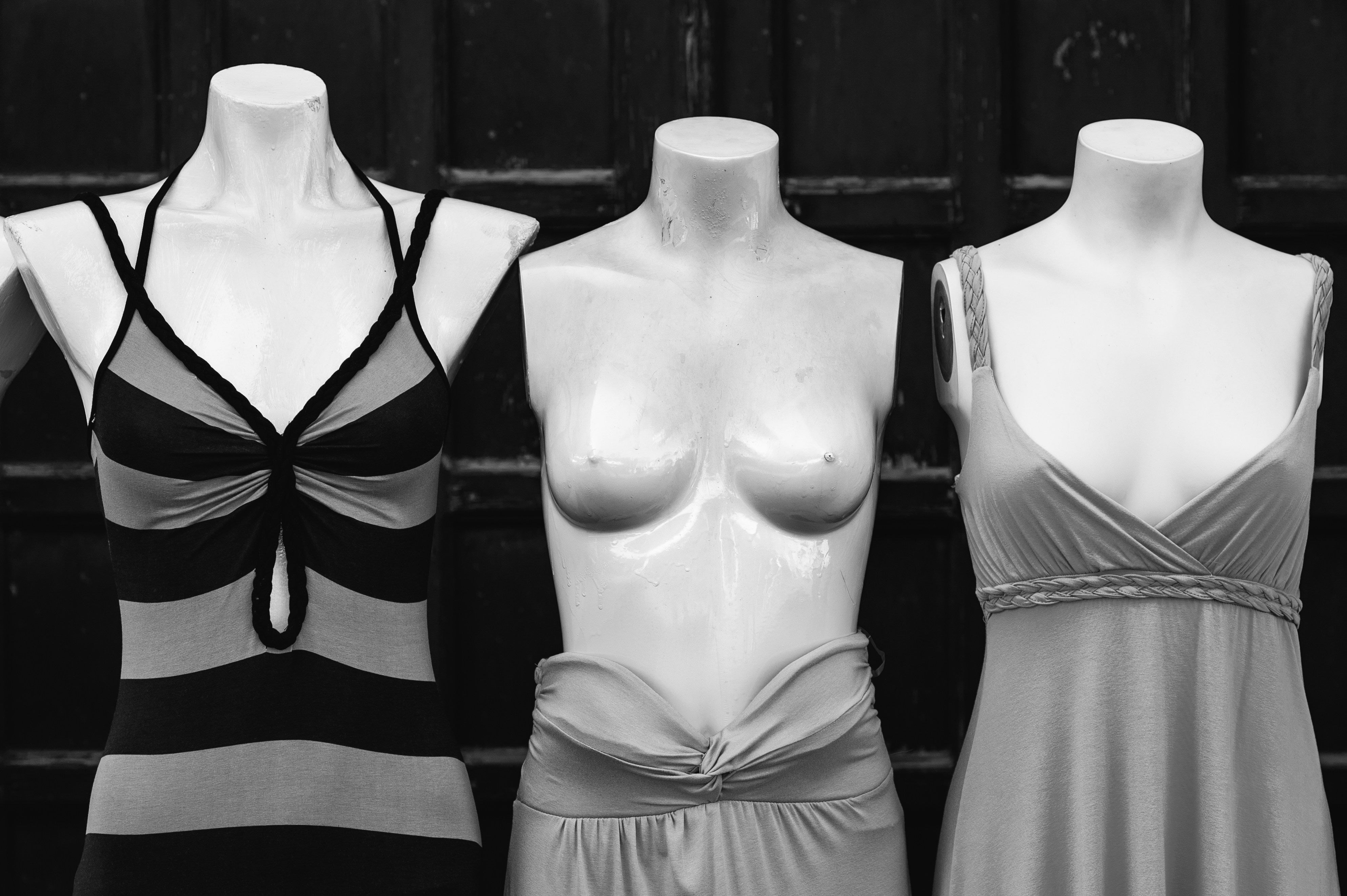 Corset Comeback 2025: How the Modern 'Sculptwear' Trend Is Eclipsing Waist Trainers