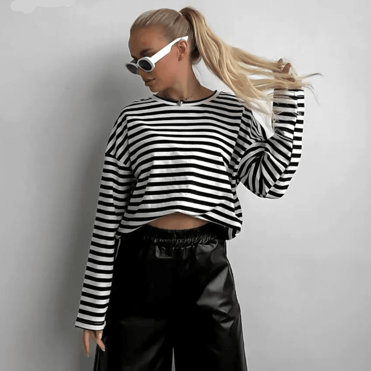 My Side of Town Striped Long Sleeve Top - Black & White / S - Mermaid Way