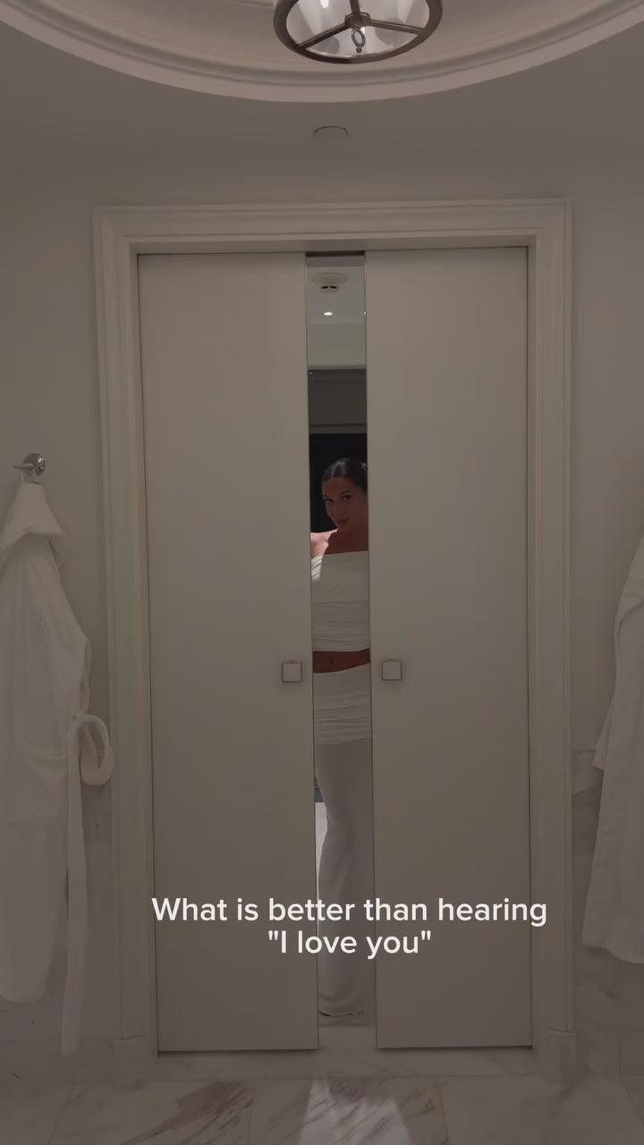 Seleneia One Shoulder Two Piece Set - White / S - Mermaid Way