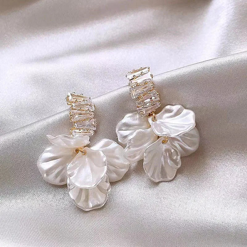 Shimmering Duo Shell Earrings Mermaid Way