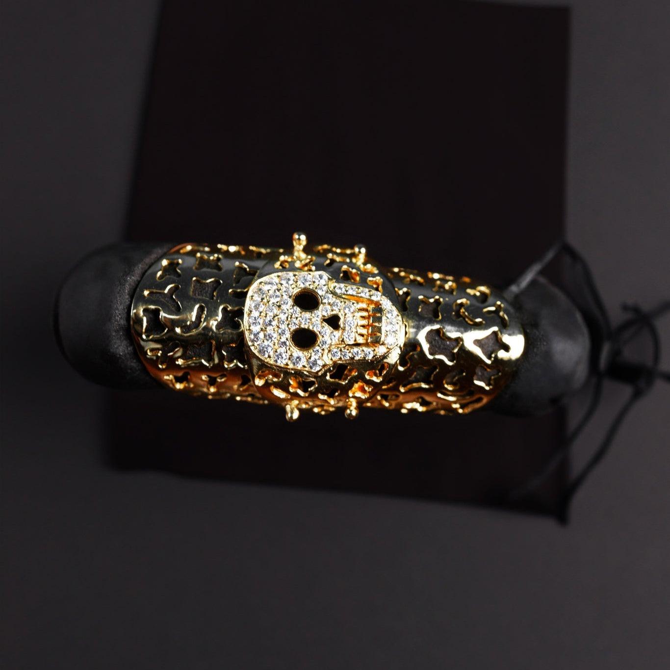 Skull Ring with Sparkling Stones - Gold - Mermaid Way