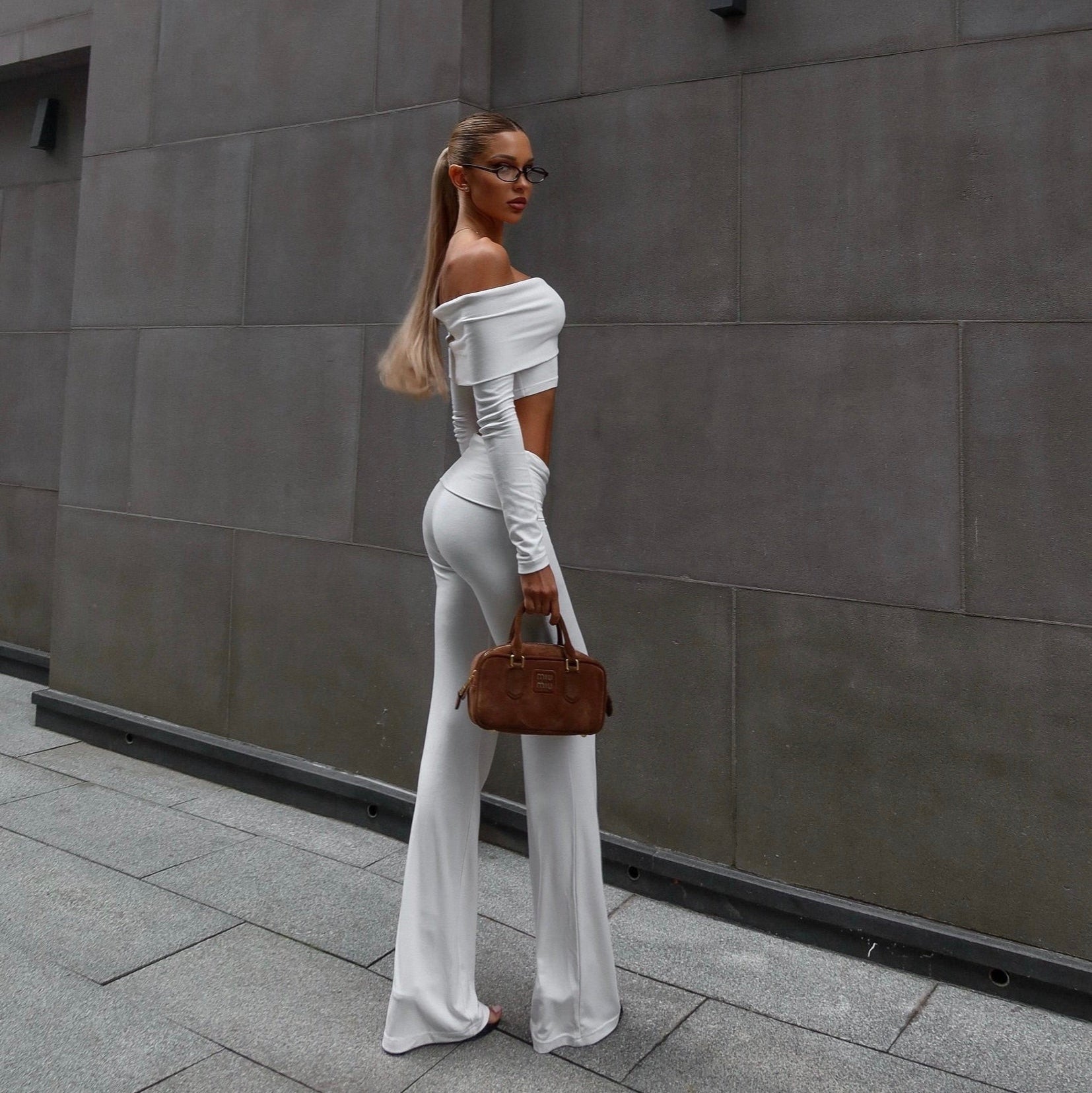 VIP Lounge Off-Shoulder Two Piece Set - White / S - Mermaid Way