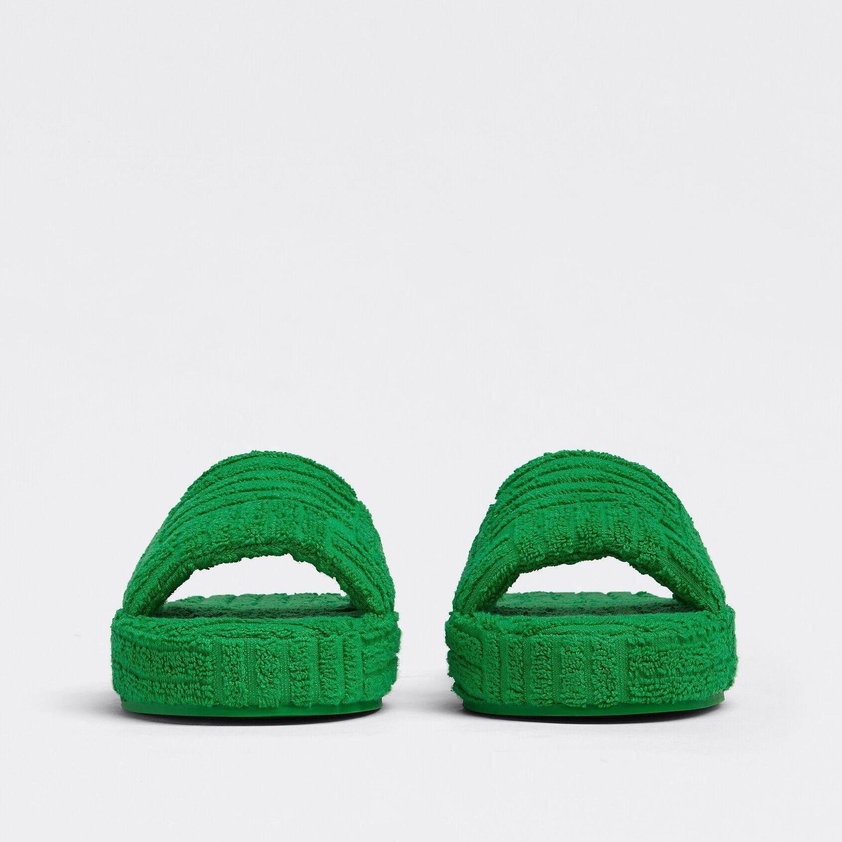 Barefoot Plush Platform Slippers - Green / 5 - Mermaid Way