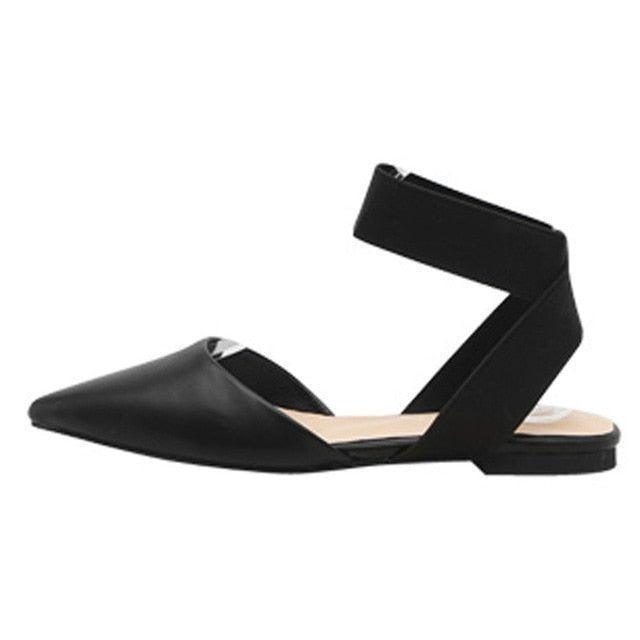 Desi Crossover Strap Pointed Toe Sandals - Black / 4 - Mermaid Way