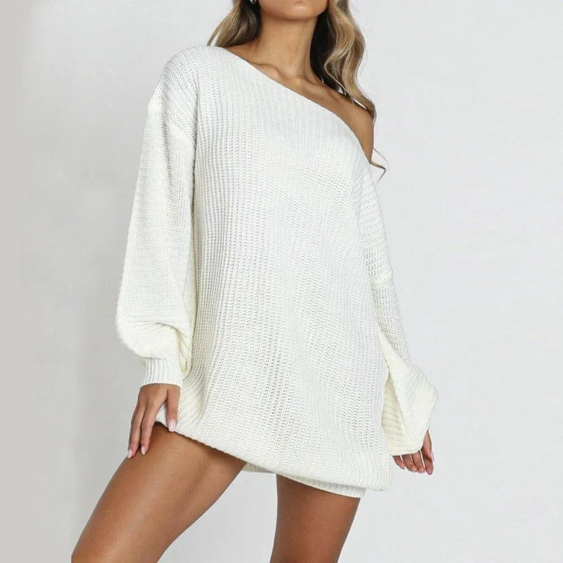 white knitted one shoulder dress Lene Mini in gives the creation a